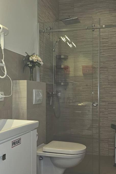 Modern Top Floor Sea View 3Br With Pools, Spa & Fitness Bečići Zewnętrze zdjęcie